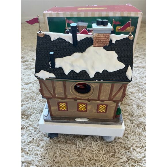 LEMAX Holiday Nutcracker & Wood Toy Carve #55994 Retired 2021 New Light Included - Picture 8 of 14